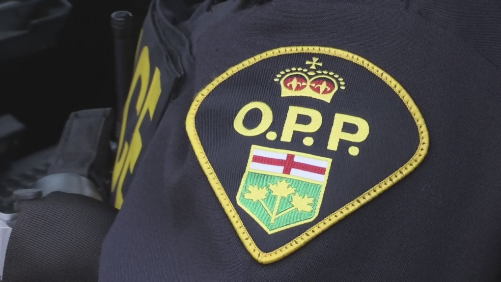 One dead, suspect at large following shooting in Renfrew, Ont.