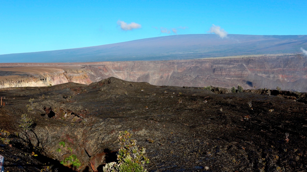 Earthquake, aftershocks on Mauna Loa in Hawaii