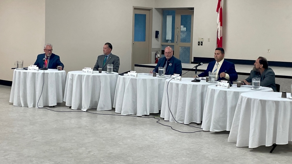 Mayoral candidates in Woodstock answer questions at all candidates meeting  | CTV News
