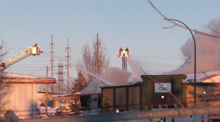 Winnipeg warehouse destroyed in industrial area fire