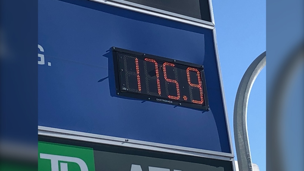 Gas prices rise in Winnipeg