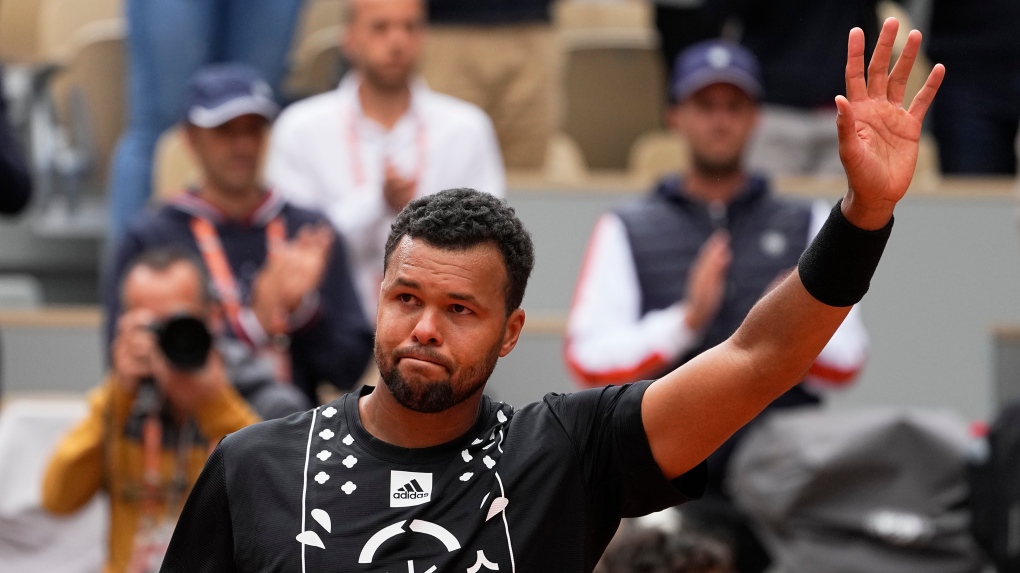 Jo-Wilfried Tsonga retires, makes tearful exit at French Open | CTV News