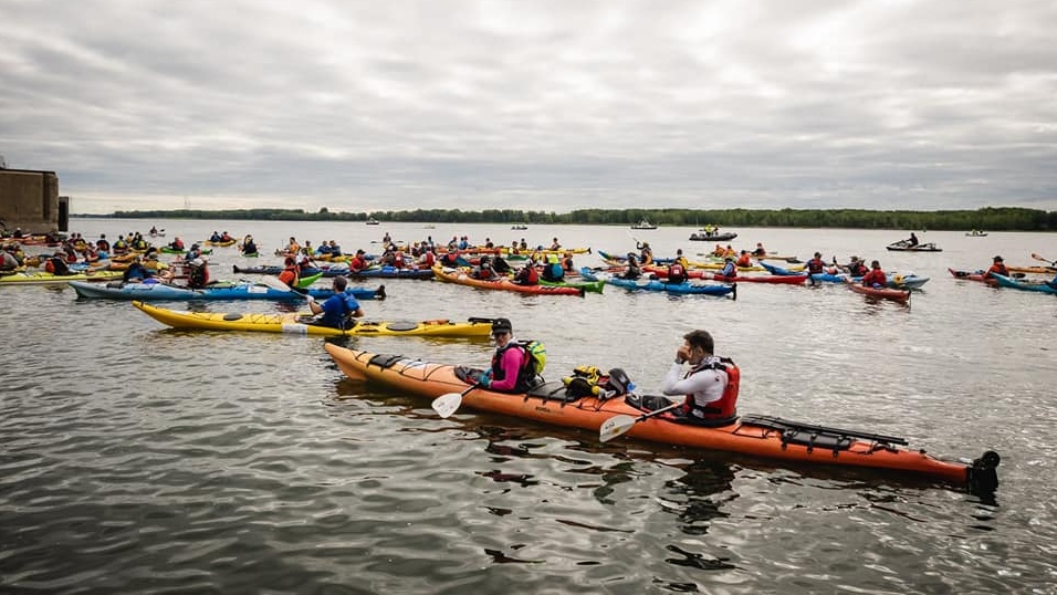 Quebec kayaking fundraiser supports music program | CTV News