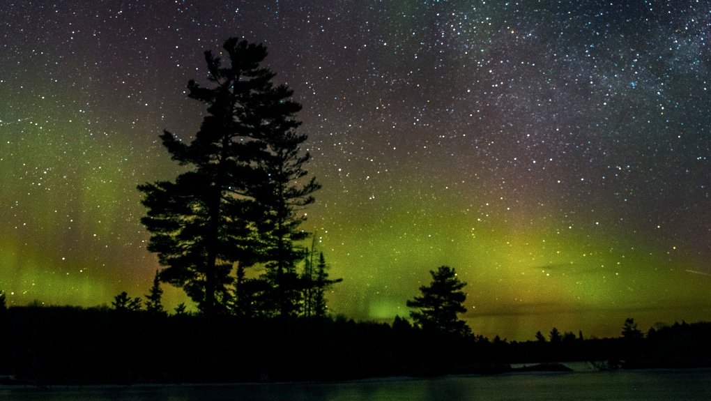 Muskuløs regnskyl helvede Northern lights may be visible in Canada Friday night | CTV News