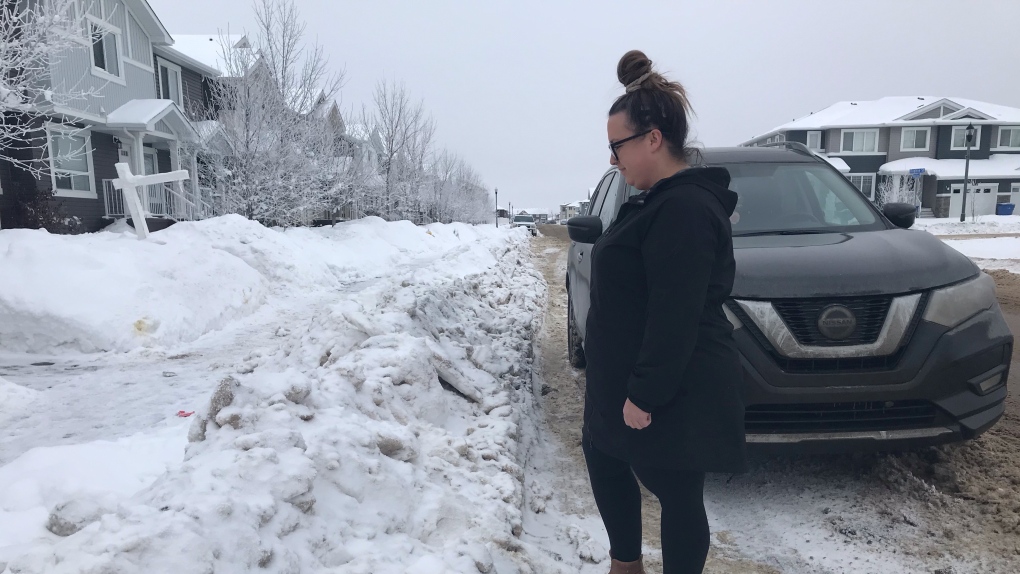 'Very inconvenient': Regina residents voice concerns over city snow clearing