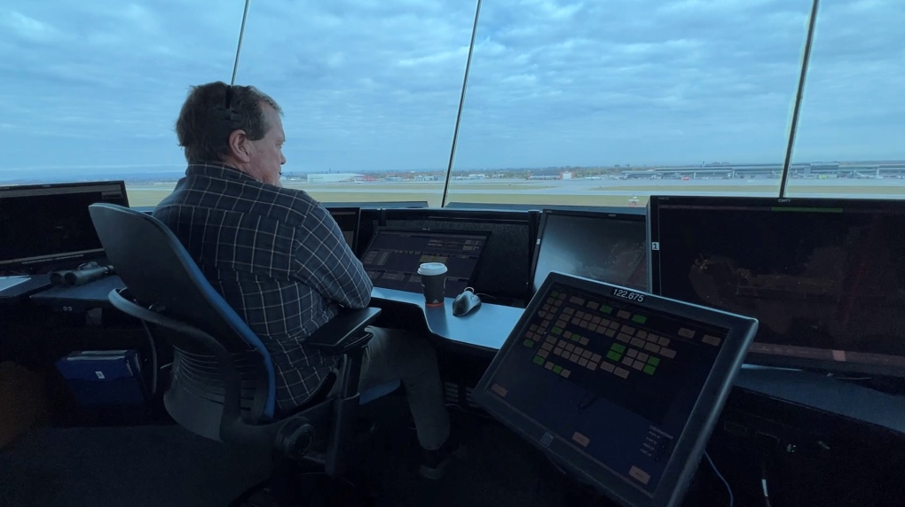 Behind-the-scenes with air traffic controllers at the Ottawa International Airport
