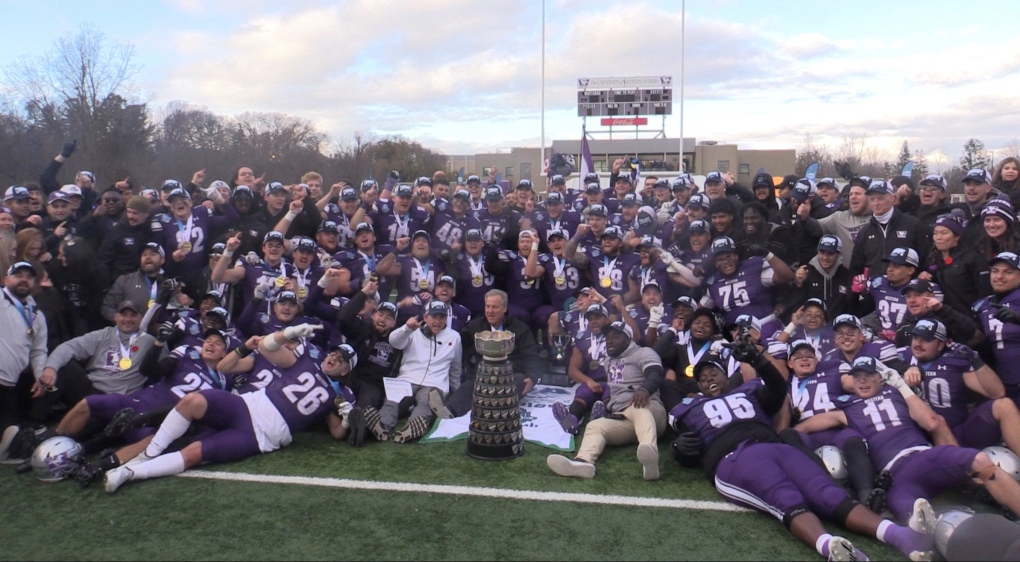 'We stayed the course': Western Mustangs dominate second half to win third straight Yates Cup game
