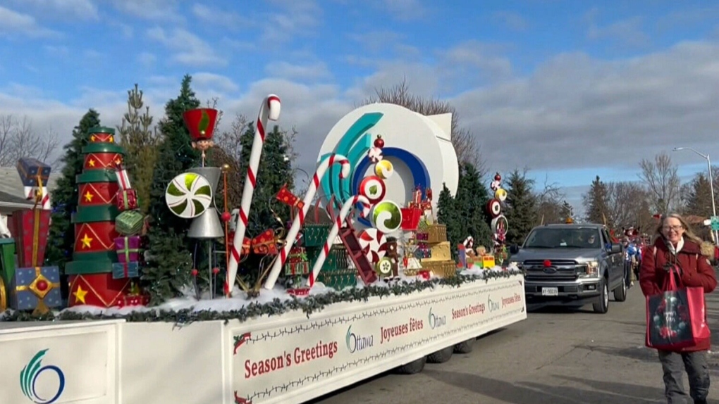 Santa parades in Ottawa Kanata, Riverside South celebrate Christmas