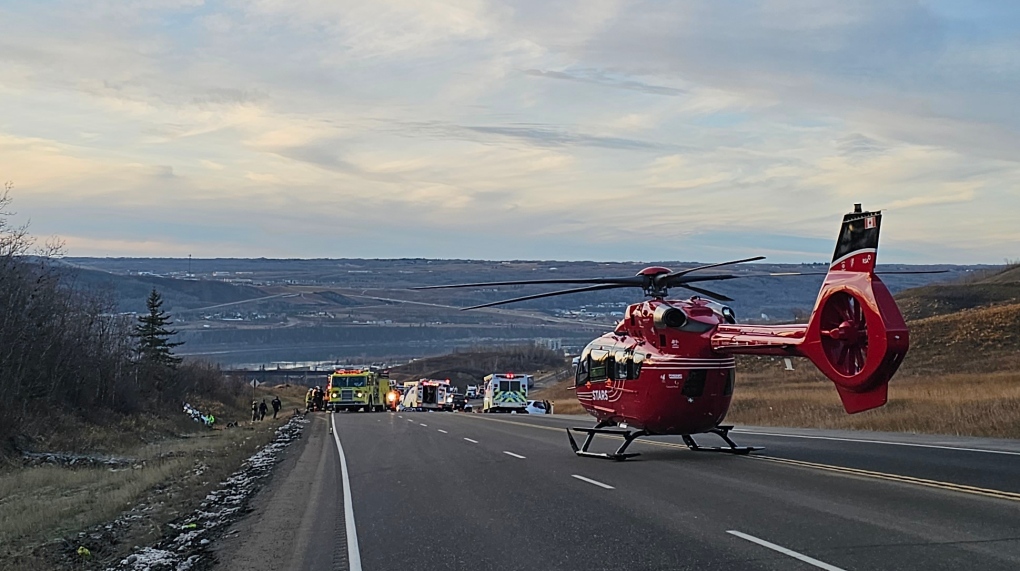 Collision near Peace River, Alta., sends drivers to hospital