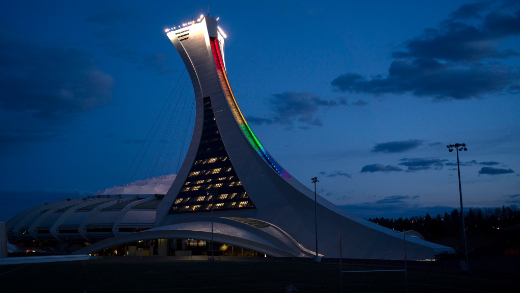 20,000 tears in Olympic Stadium roof, says Quebec
