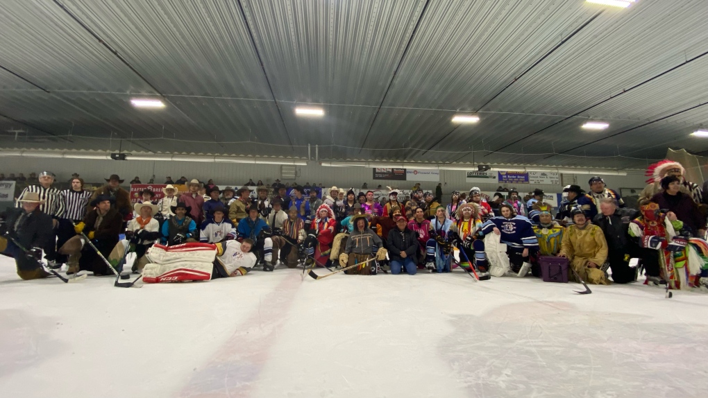 'Battle of the Little Big Puck' celebrates 40th edition, raises over $6K for injured teen