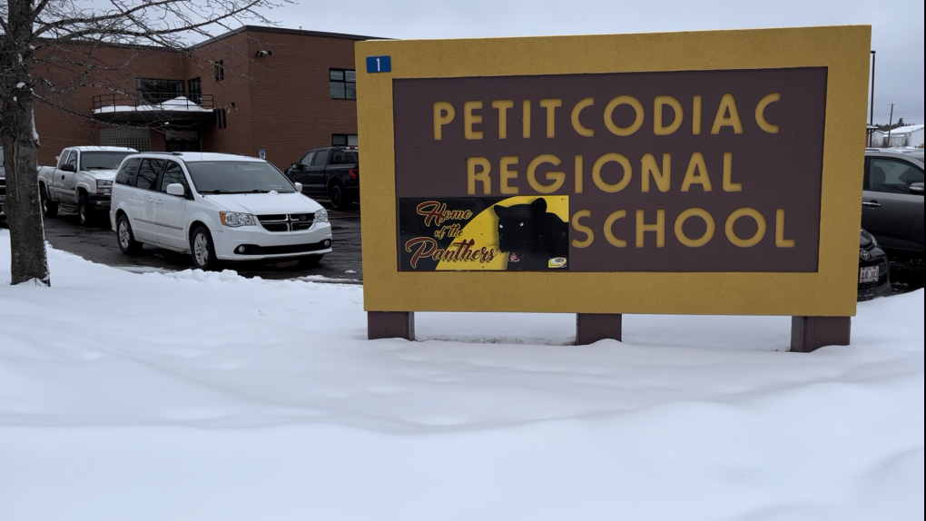 N.B. News: Fire Closes Petitcodiac School | CTV News