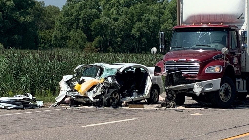 Fatal head-on crash on Highway 6 between Guelph and Hamilton under investigation