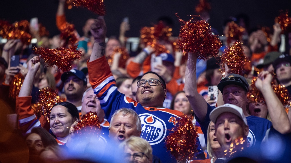 It's official: Oilers are returning to their iconic royal blue jersey