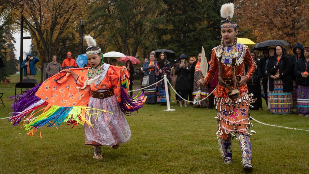 Here's how Edmontonians honoured the National Day for Truth and Reconciliation