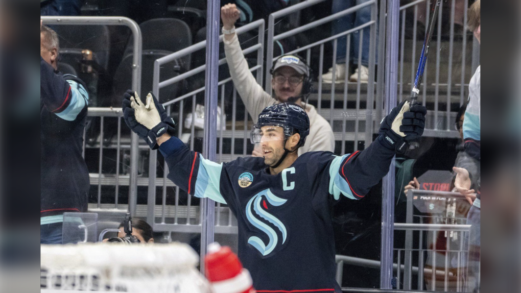 Seattle Kraken defeat Calgary Flames 2-1