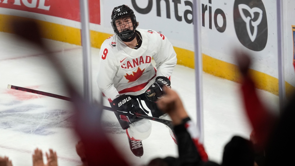 Teenage phenom Gavin McKenna scores, Canada tops Finland 4-0 in world junior opener