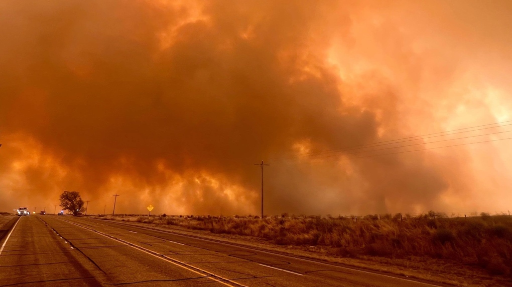 Texas Wildfires More Than Doubles In Size And Forces Evacuations 