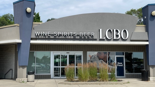 Thieves break into Cambridge LCBO