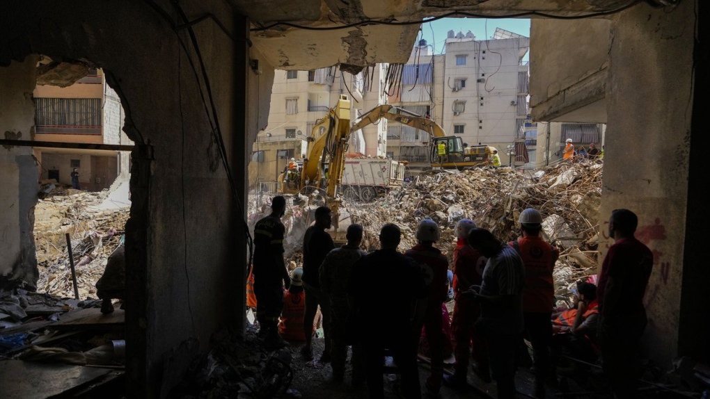 Israel-Lebanon: Israeli strikes kill nearly 500