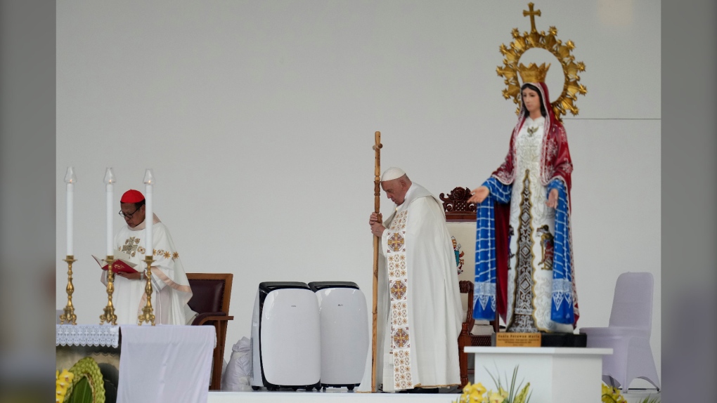 Pope Francis becomes second pope to visit Papua New Guinea