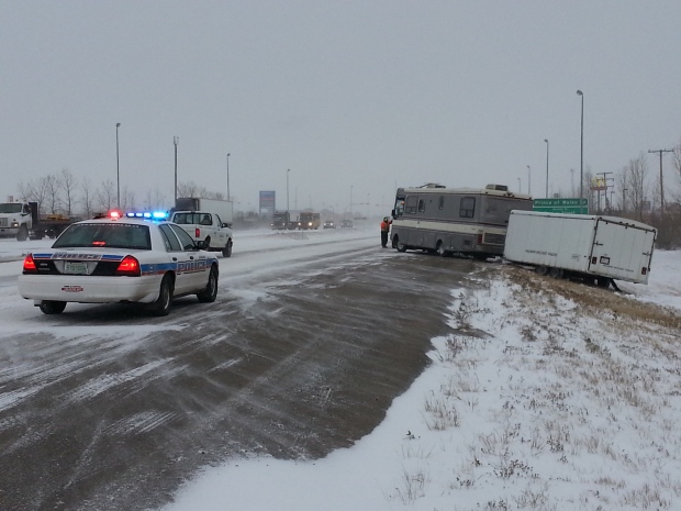 Regina residents brave winter storm | CTV News