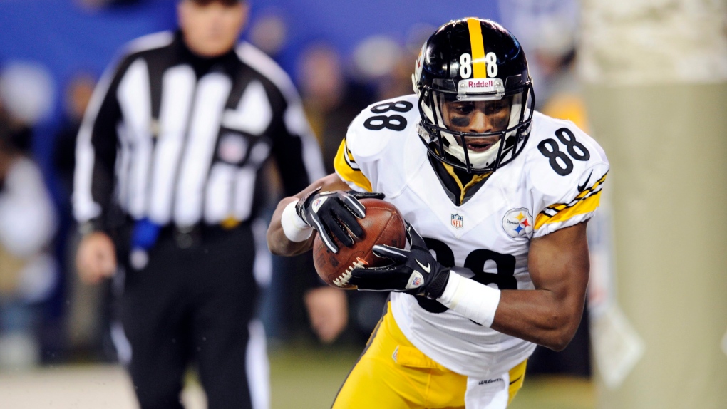 Pittsburgh Steelers wide receiver Emmanuel Sanders (88) is tackled