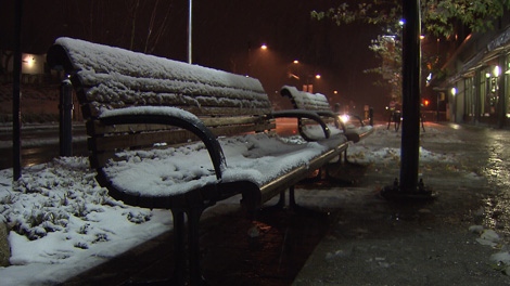A bench at Simon Fraser University sits under a light dusting of snow on Nov. 19, 2010. (CTV)
