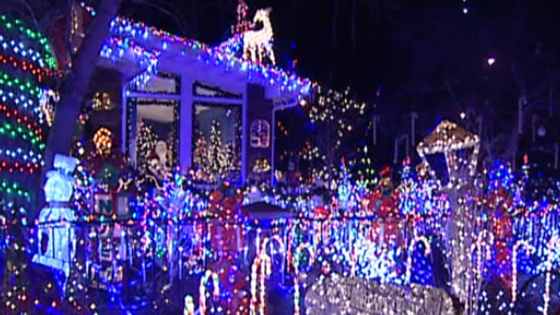 Man behind Maisie's Magical Christmas House pulling the plug over city  rules | CTV News