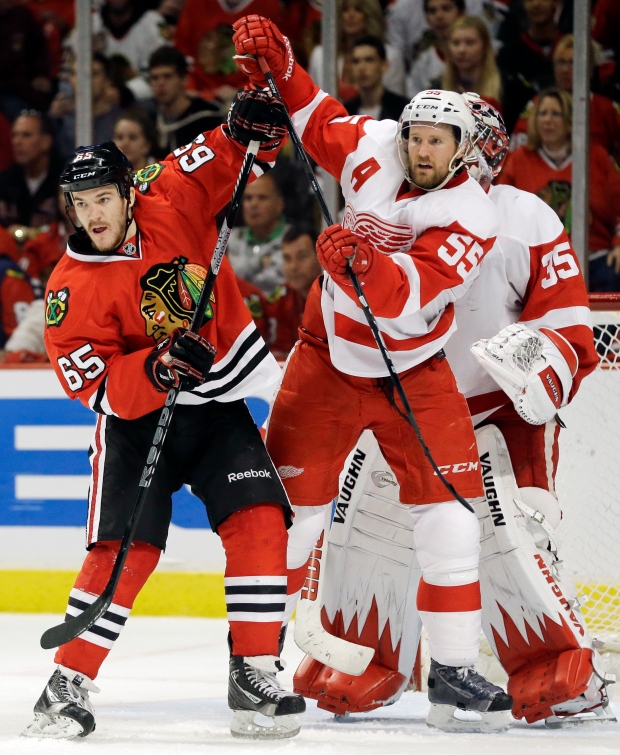 Blackhawks beat Red Wings 4-1 to stay alive in post-season | CTV News