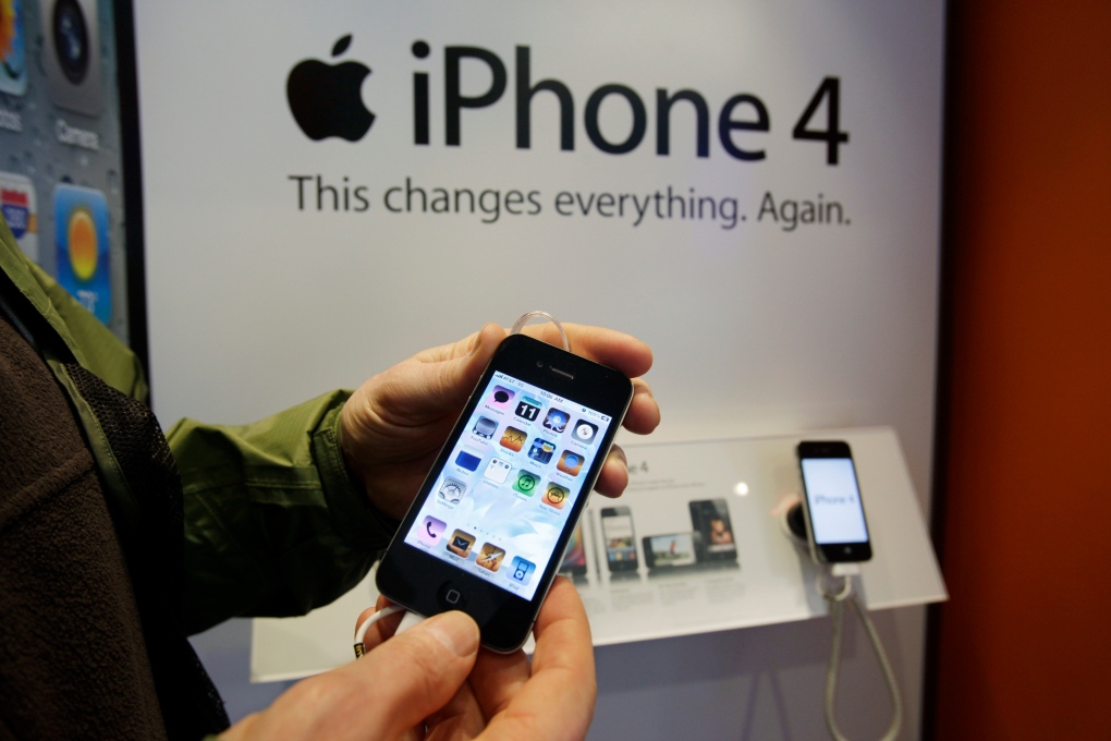 U.S. trade comission bans iPhone4 imports that infringe on Samsung patent |  CTV News