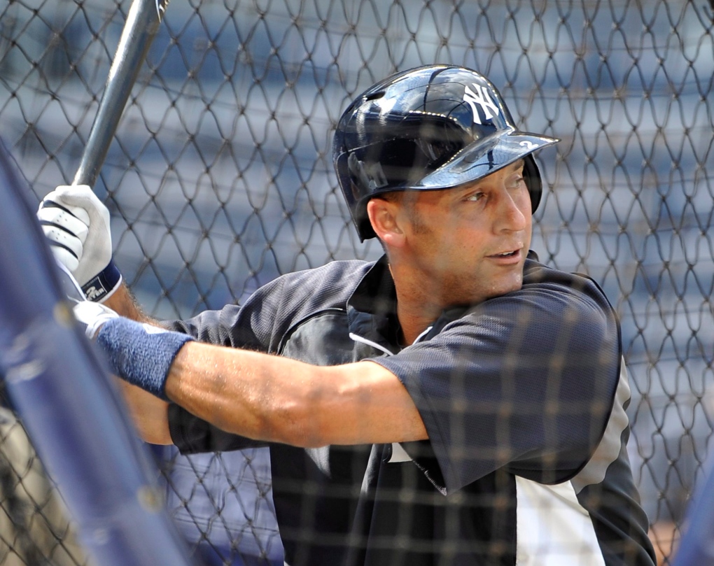 Derek Jeter returns to Yankees' lineup