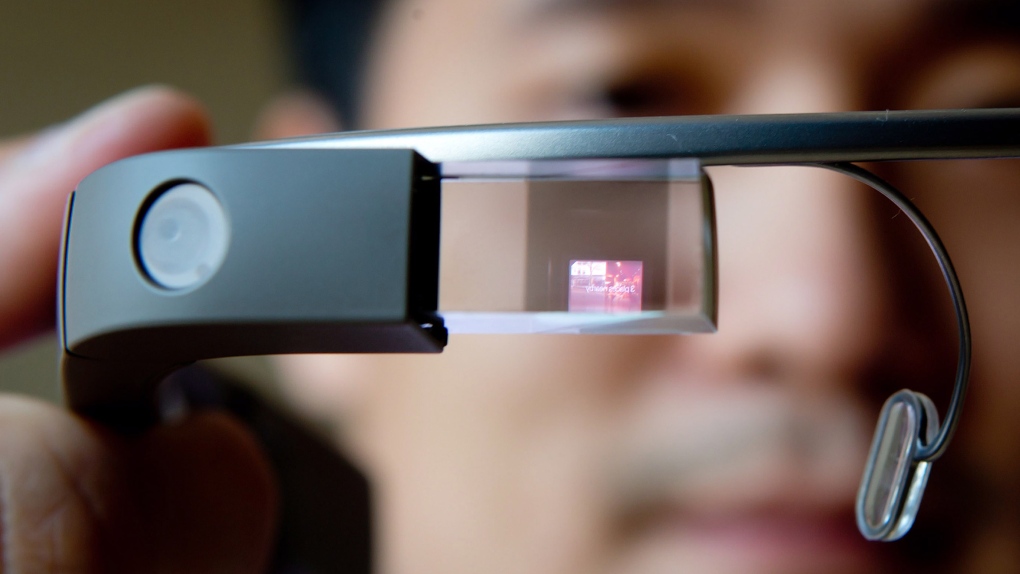 Google enlists student filmmakers from 5 U.S. colleges to use Google Glass  | CTV News
