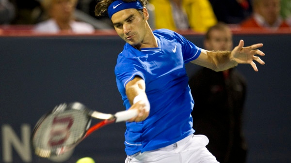 Tsonga upsets Federer at Rogers Cup | CTV News