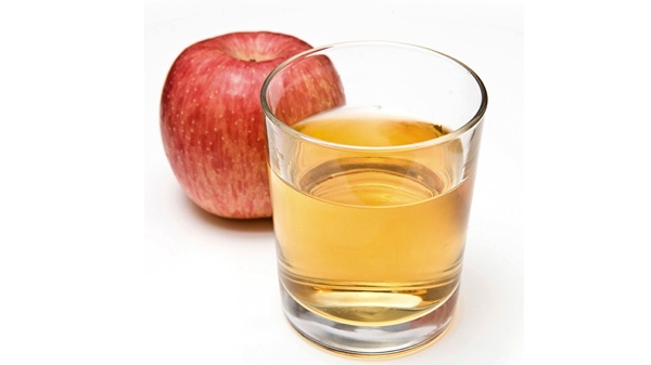 Apple juice poses health threat -- from calories | CTV News