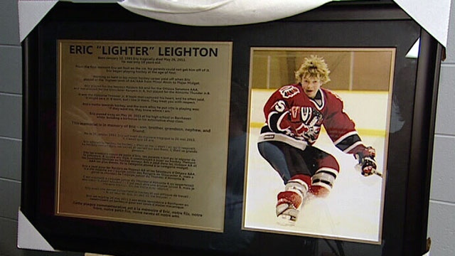 Eric Leighton hockey plaque in Nepean