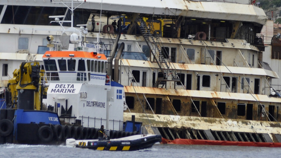 Costa Concordia: Crews successfully float shipwrecked cruise ship ahead ...