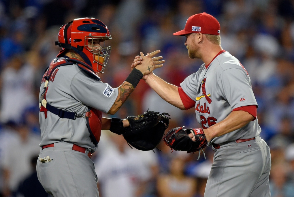 Cardinals rally for series-opening win in Matt Carpenter's return to St.  Louis