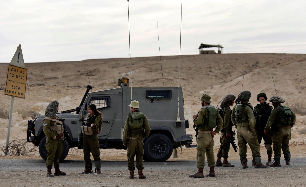 Israeli soldiers at Egypt border