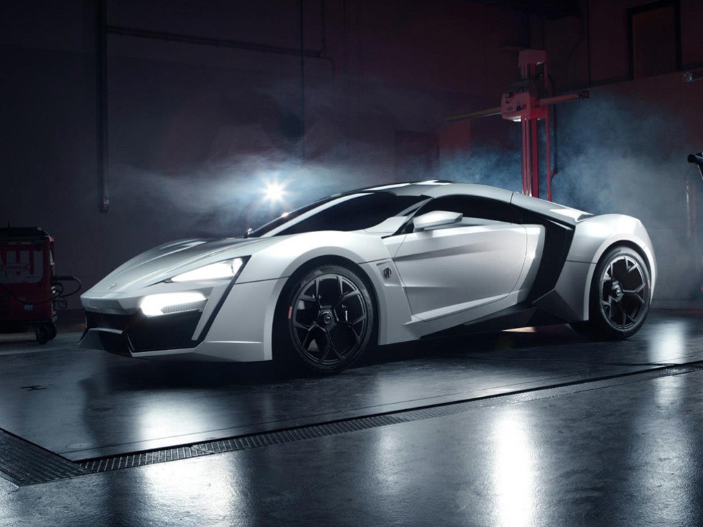 Abu Dhabi police forces adds Lykan HyperSport to its supercar filled fleet  | CTV News | Autos