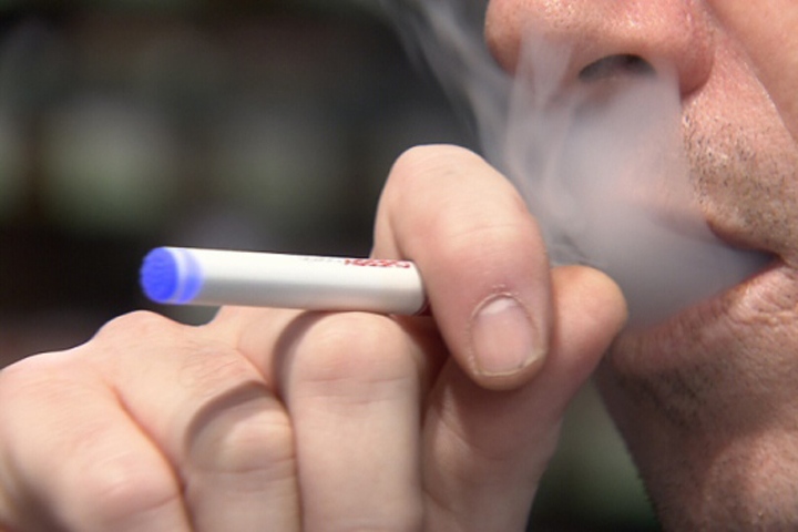 E-cigarettes disappoint in a workplace quit-smoking study | CTV News