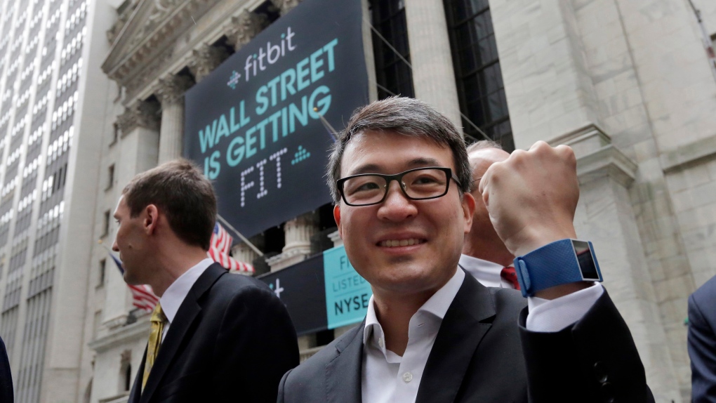 Fitbit shares rise on Christmas sales