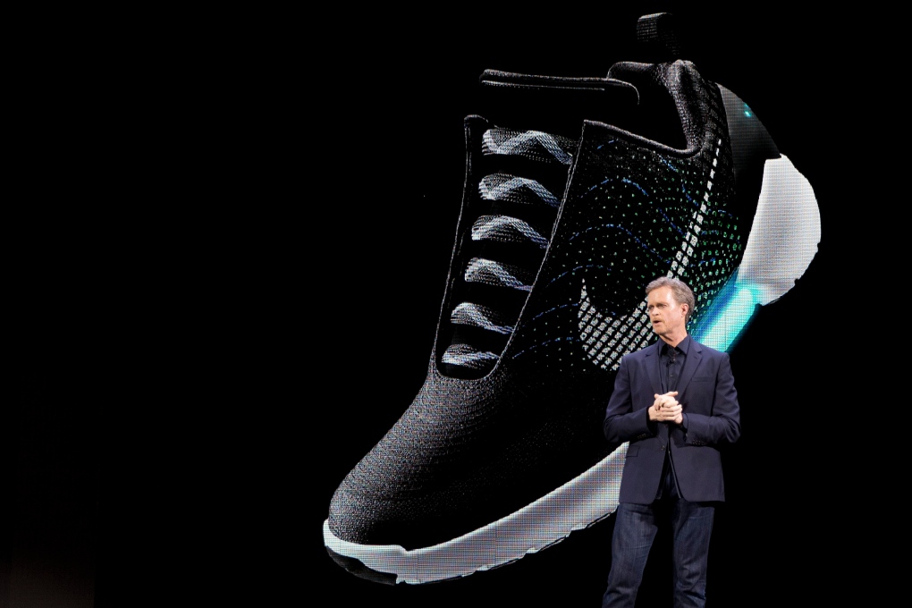 Nike HyperAdapt 1.0 self-tying shoes to debut in December, for US$720 | CTV  News