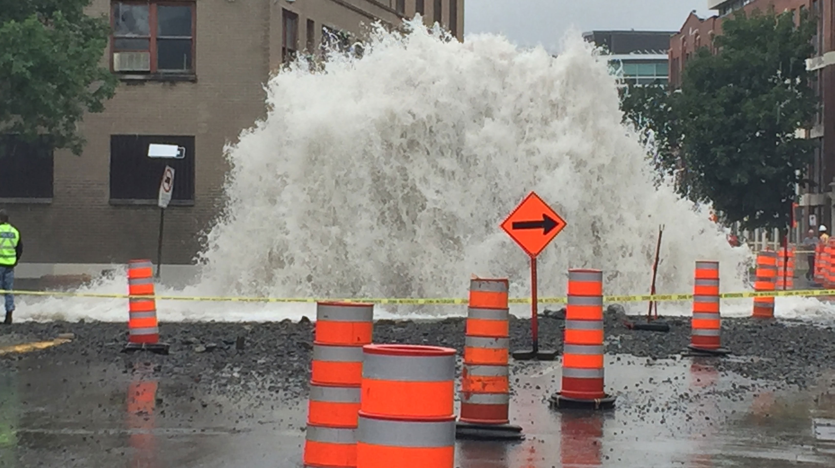 Broken+Water+Main+Causes+Flooding+in+Cincinnati