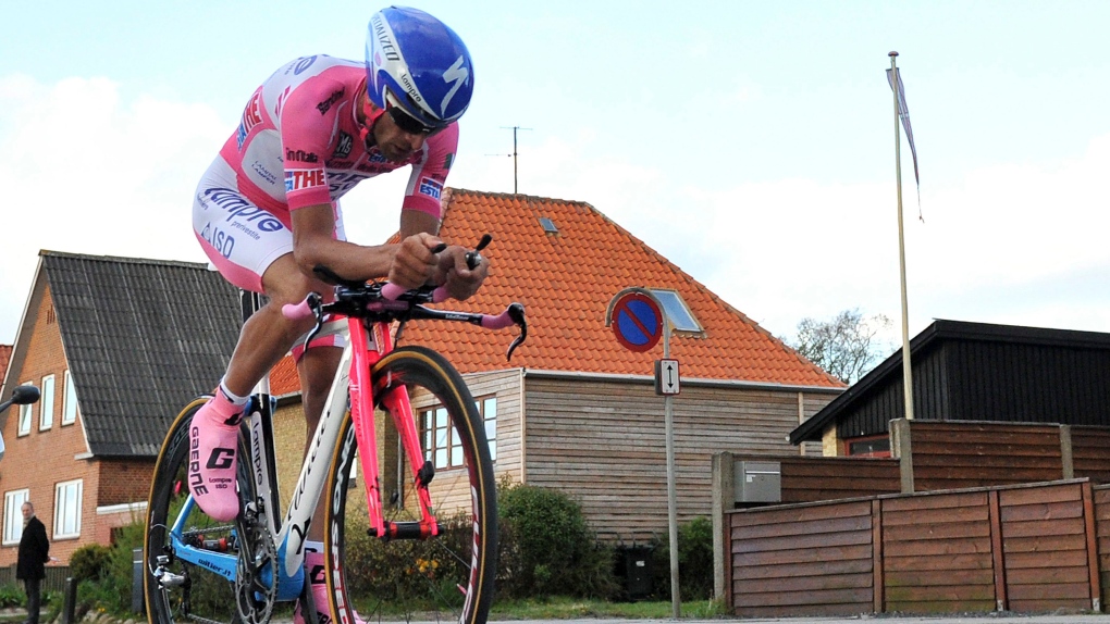 Former Giro winner Scarponi dies after collision with van | CTV News