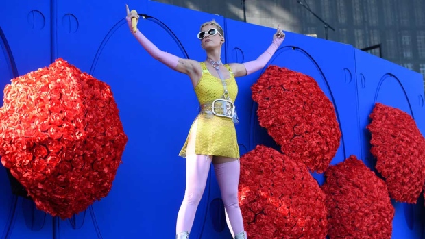 Katy Perry makes Twitter history with 100 million followers | CTV News