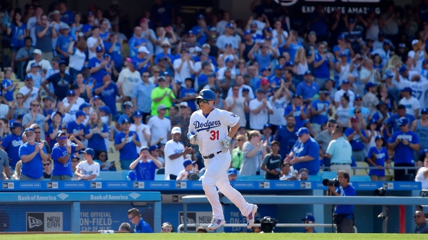 Los Angeles Dodgers' elderly fan flashes crowd: Hot Clicks