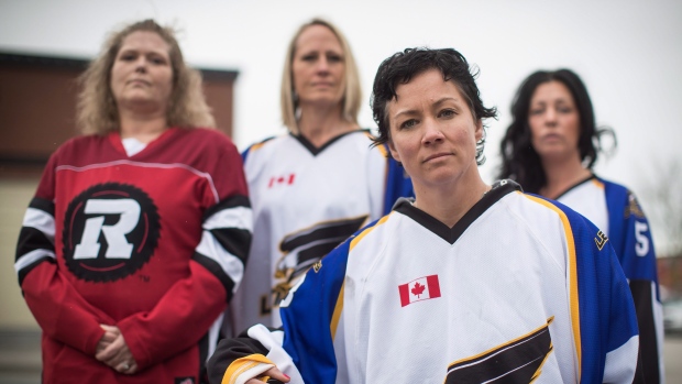 With hockey sticks and jerseys, Okanagan residents show their support for  Humboldt - Kelowna Capital News