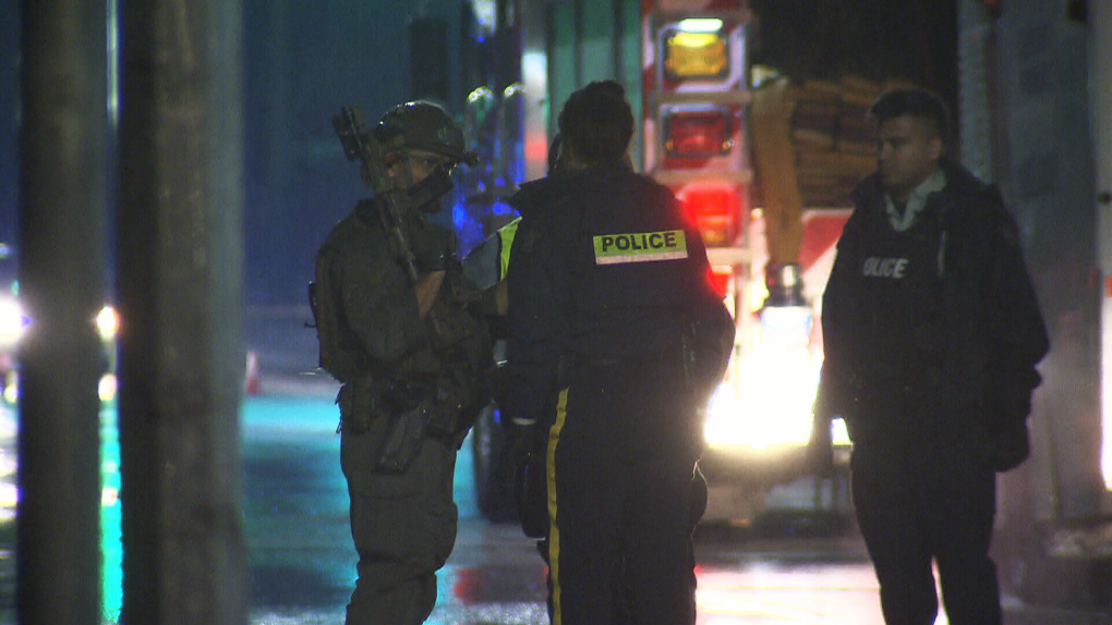 Suspect arrested after 5-hour police standoff in Burnaby | CTV News