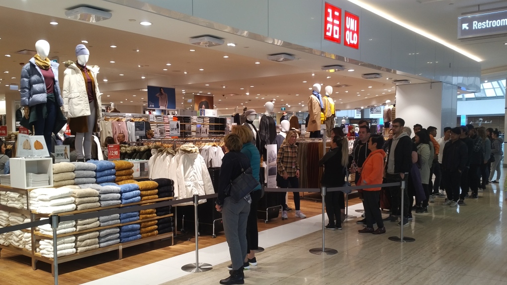 Hundreds line up for Uniqlo grand opening | CTV News